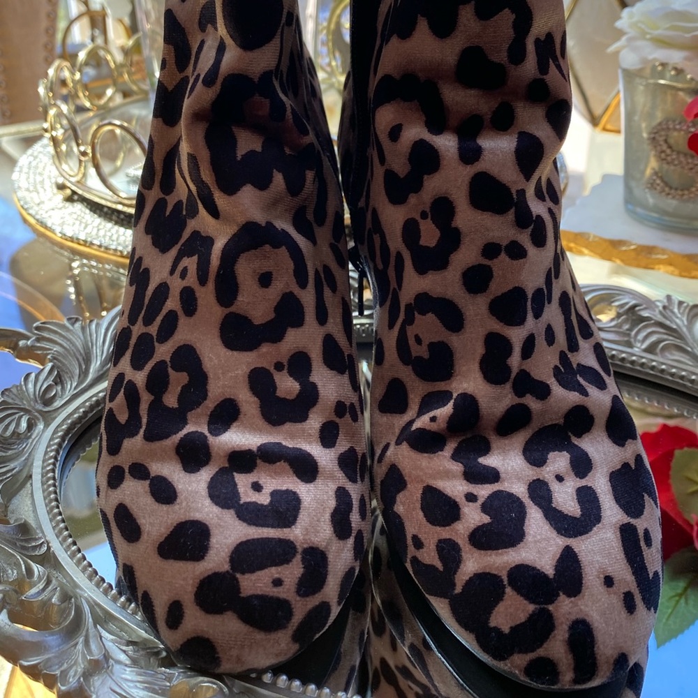 Leopard boots - Picture 4 of 10
